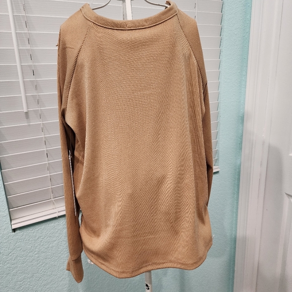1 4 3 Story Tan Ribbed Lace Crop Top Sz Small NWT 3/$30 - Picture 6 of 6